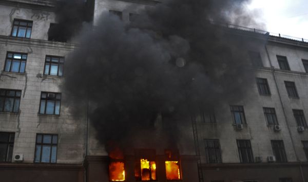 Пожар в здании Дома профсоюзов в Одессе