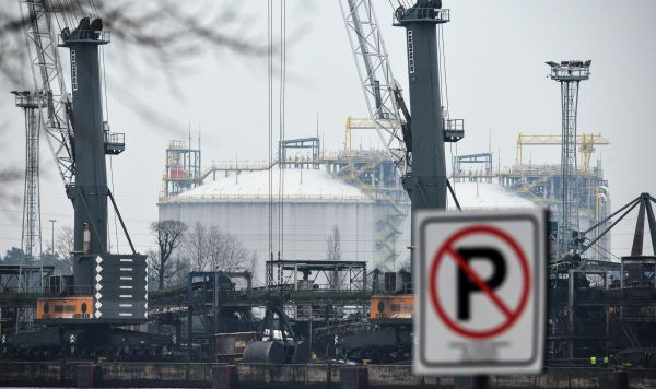 СПГ-терминал в Свиноуйсьце СПГ-терминал в Свиноуйсьце