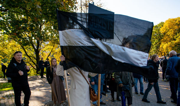 Митинг партии Айнарса Шлесерса "Латвия прежде всего" в Риге, 2 октября 2021