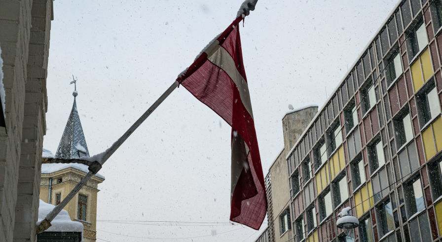 Флаг Латвии