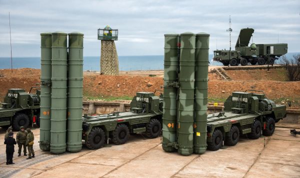 Комплекс ПВО С-400 "Триумф" Комплекс ПВО С-400 "Триумф"