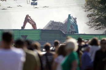 Работы по демонтажу памятника Освободителям Риги, 25 августа 2022