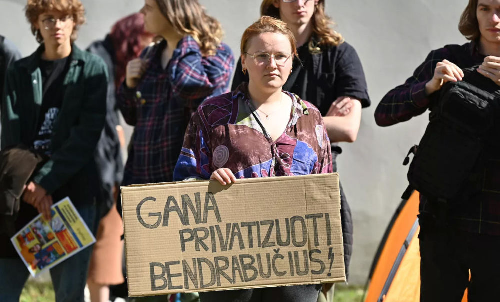 Студенческая акция против бездействия Министерства образования, науки и спорта в решении проблемы размещения учащихся, 31 августа 2022