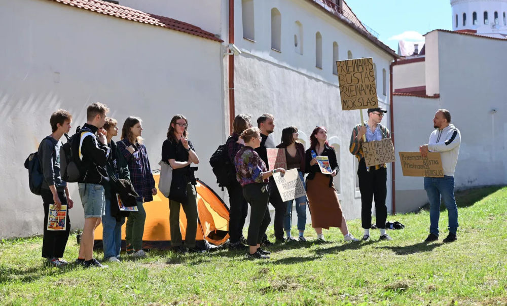 Студенческая акция против бездействия Министерства образования, науки и спорта в решении проблемы размещения учащихся, 31 августа 2022