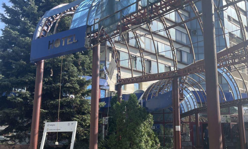 Последствия обстрела гостиницы "Централь", Донецк