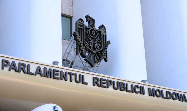 Здание парламента Молдавии в Кишиневе