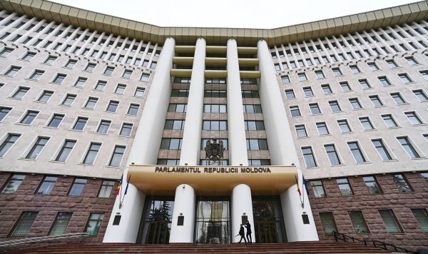 Здание парламента в Кишиневе