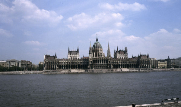 Здание парламента Венгрии