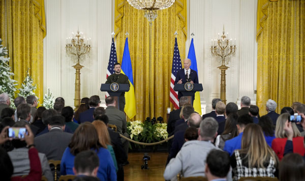 Президент США Джо Байден и президент Украины Владимир Зеленский во время встречи в Белом доме в Вашингтоне 21 декабря 2022 года Президент США Джо Байден и президент Украины Владимир Зеленский во время встречи в Белом доме в Вашингтоне 21 декабря 2022 года