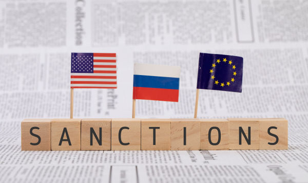 Надпись " Санкции"