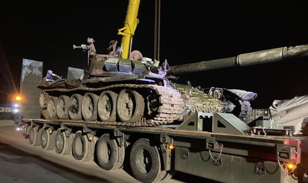 Танк на площади Вабадузе в Таллинне, 26 февраля 2023 Танк на площади Вабадузе в Таллинне, 26 февраля 2023
