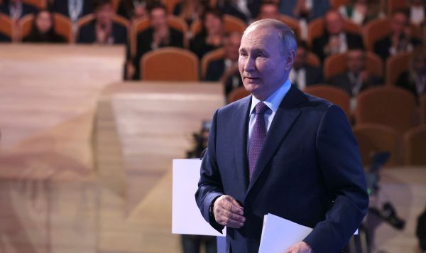 Президент РФ Владимир Путин на XVII съезде Российского союза промышленников и предпринимателей (РСПП) в Москве, 16 марта 2023 Президент РФ Владимир Путин на XVII съезде Российского союза промышленников и предпринимателей (РСПП) в Москве, 16 марта 2023