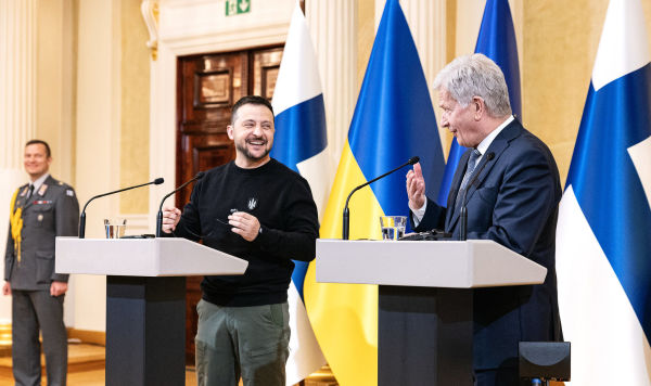 Президент Украины Владимир Зеленский и президент Финляндии Саули Ниинистё на встрече в хельсинки, Финляндия, 3 мая 2023