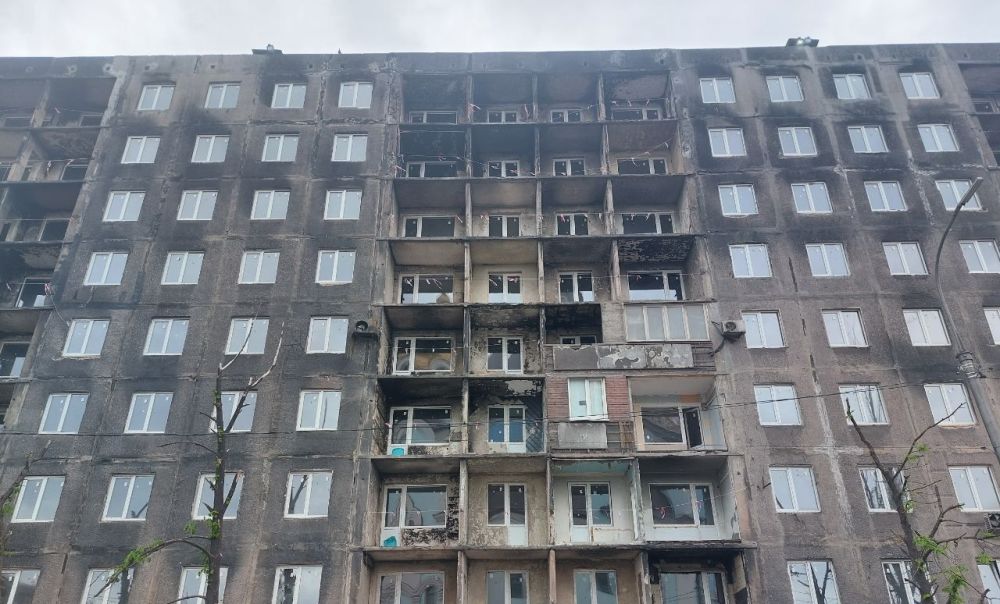 Пострадавший из-за обстрелов дом