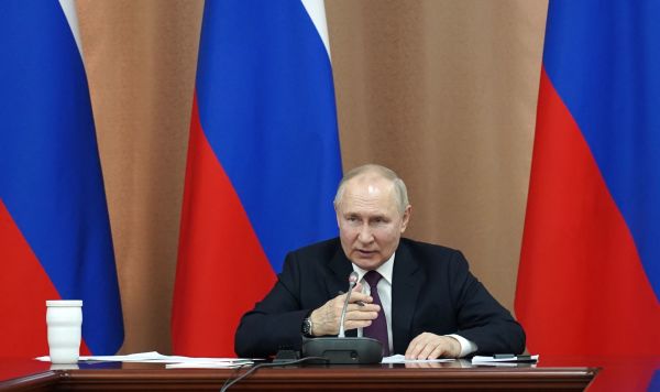 Президент РФ В. Путин провел заседание Совета по межнациональным отношениям