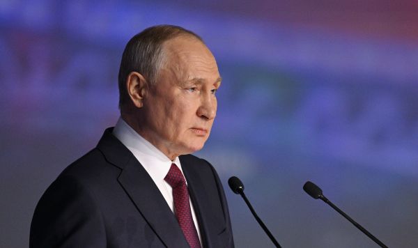 ПМЭФ-2023. Президент РФ Владимир Путин на пленарном заседании