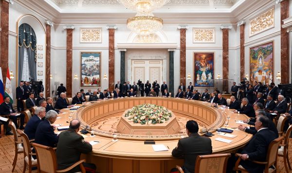 Президент РФ Владимир Путин принял участие в очередной сессии Совета коллективной безопасности ОДКБ