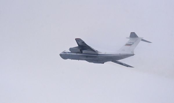 Самолет Ил-76