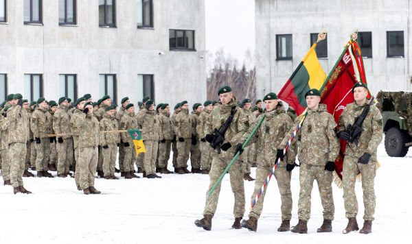 Официальное открытие нового военного городка в Рокантишкес, Литва
