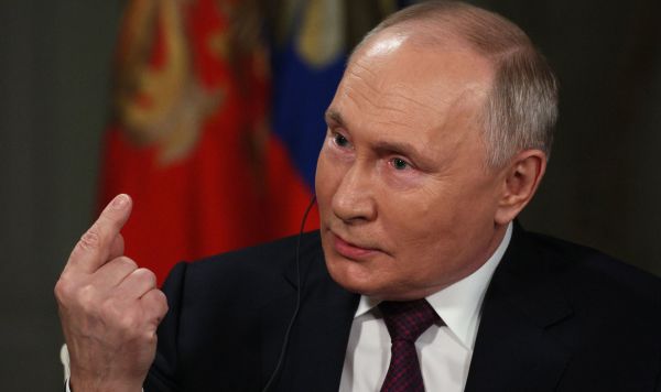 Президент РФ Владимир Путин дал интервью американскому журналисту Такеру Карлсону Президент РФ Владимир Путин дал интервью американскому журналисту Такеру Карлсону