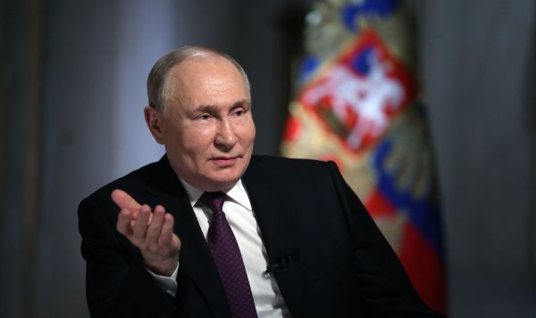 Интервью Владимира Путина гендиректору "России сегодня" Дмитрию Киселеву Интервью Владимира Путина гендиректору "России сегодня" Дмитрию Киселеву