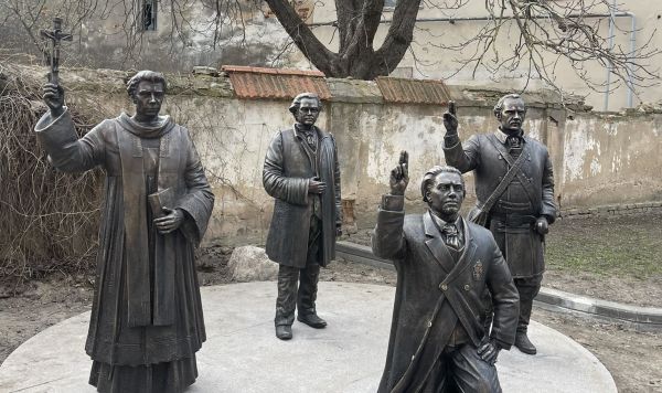 Памятник, посвященный Январскому восстанию, Вильнюс, Литва