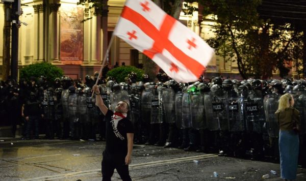 Протесты в Тбилиси против закона об иноагентах
