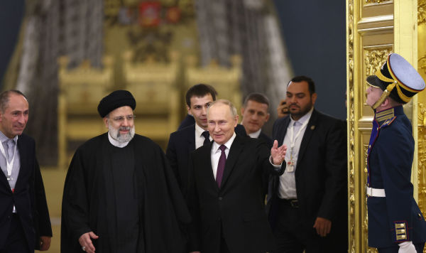 Встреча президента РФ Владимира Путина и президента Ирана Эбрахима Раиси
