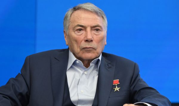 Начальник Главного управления по строительству Байкало-Амурской железнодорожной магистрали (ГлавБАМСтрой) в 1986 – 1988 гг., президент общероссийской общественной организации "Бамовское содружество" Ефим Басин Начальник Главного управления по строительству Байкало-Амурской железнодорожной магистрали (ГлавБАМСтрой) в 1986 – 1988 гг., президент общероссийской общественной организации "Бамовское содружество" Ефим Басин