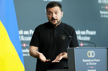 Президент Украины Владимир Зеленский на пресс-конференции на саммите мира в Швейцарии, 16 июня 2024