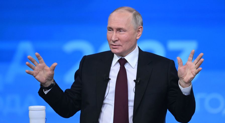 "Прямая линия" и большая пресс-конференция президента РФ В. Путина