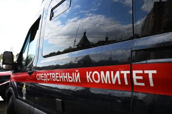 Автомобиль Следственного комитета РФ.
