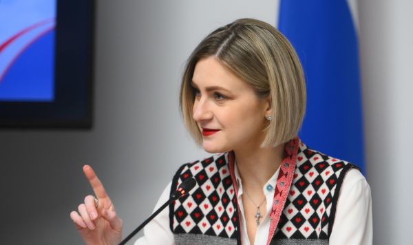 Депутат, член комитета Государственной Думы РФ по международным делам Мария Бутина участвует в заседании Круглого стола "Россия – новый Ковчег" в Государственной Думе РФ Депутат, член комитета Государственной Думы РФ по международным делам Мария Бутина участвует в заседании Круглого стола "Россия – новый Ковчег" в Государственной Думе РФ