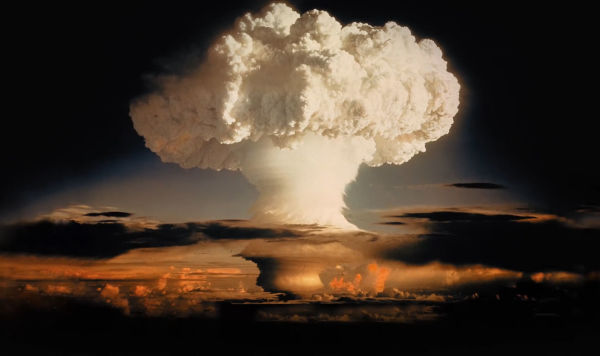 Первое в мире испытание термоядерного взрывного устройства, США, 1 ноября 1952 года 