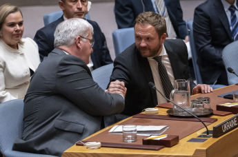 Министр иностранных дел Эстонии Маргус Цахкна (справа) и министр иностранных дел Украины Андрей Сибига