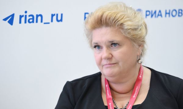 Руководитель Национального центра исторической памяти при президенте РФ, член Общественной палаты РФ и Совета Российского исторического общества Елена Малышева