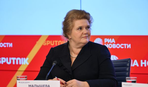 Руководитель Национального центра исторической памяти при президенте России Елена Малышева участвует в мультимедийном проекте всероссийской акции "Ура Победе!" 