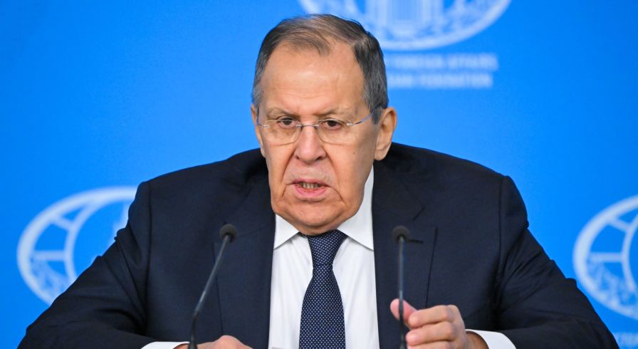 Пресс-конференция министра иностранных дел России Сергея Лаврова