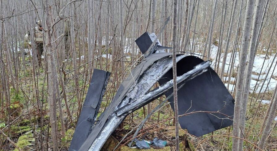 Обломки упавшего на территории Латвии украинского беспилотника