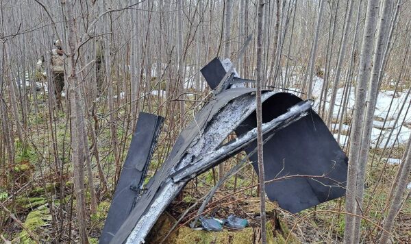 Обломки упавшего на территории Латвии украинского беспилотника Обломки упавшего на территории Латвии украинского беспилотника