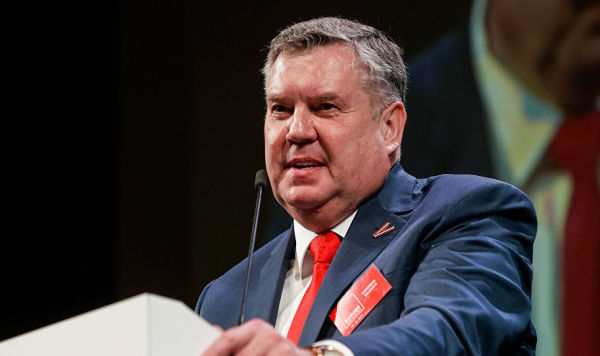 Янис Урбанович на съезде партии Согласие