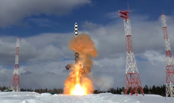 Испытание новой баллистической ракеты "Сармат"