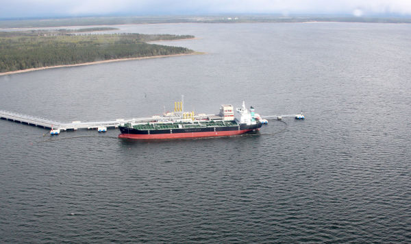 Морской терминал по перегрузке светлых нефтепродуктов в порту Приморска