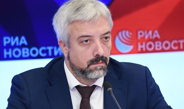 Руководитель Федерального агентства по делам Содружества Независимых Государств, соотечественников, проживающих за рубежом, и по международному гуманитарному сотрудничеству (Россотрудничество) Евгений Примаков