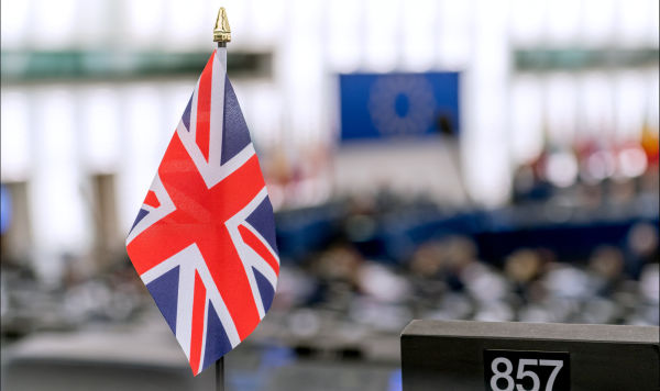Флаг Великобритании в зале Европейского парламента в Страсбурге