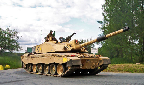 Танк Challenger 2 
