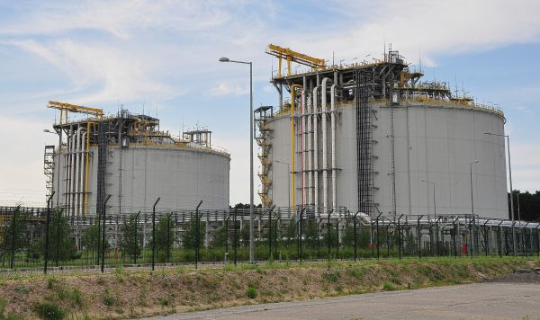 Газовые хранилища Газовые хранилища