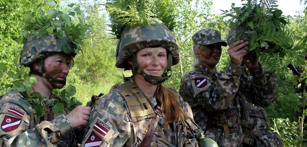 Лагерь на полигоне "Межа Мацкевичи" по обучению бойцов Земессардзе.