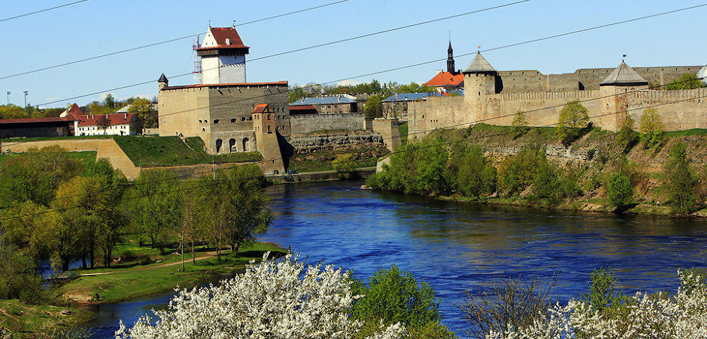 Старое русло реки Нарва. Старое русло реки Нарва.
