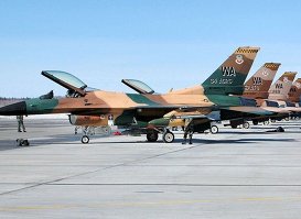 Истребители F-16С 64-й эскадрильи "агрессоров" (64th Aggressor Squadron).